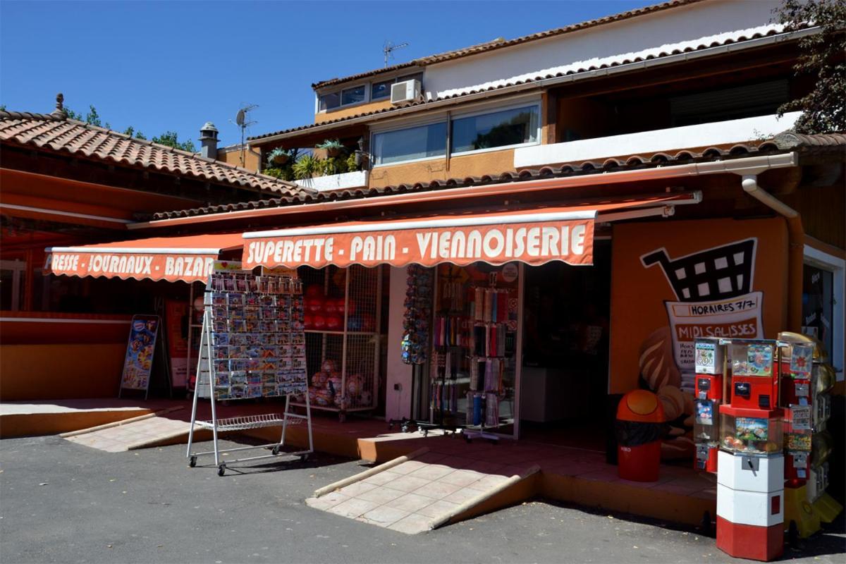 Camping Les Salisses - Maeva Vias Kültér fotó
