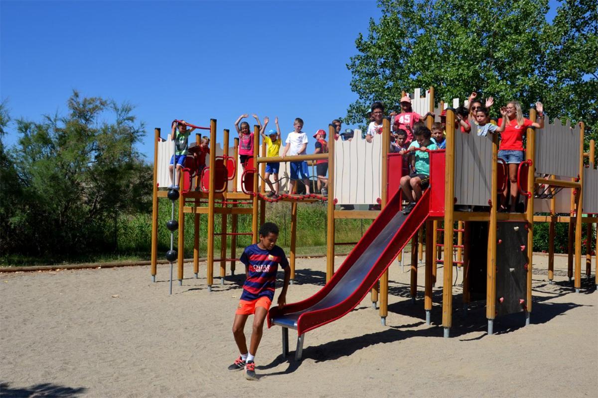 Camping Les Salisses - Maeva Vias Kültér fotó